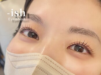 イッシュ(-ish)/【パリジェンヌラッシュリフト】