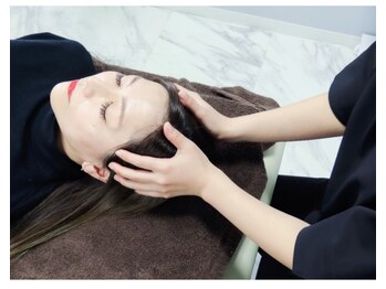 グリーンシャムロック(Green Shamrock)/ドライヘッドスパ