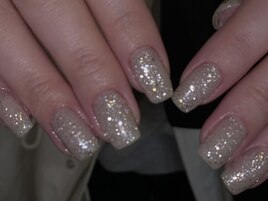 キラキラフラッシュネイル