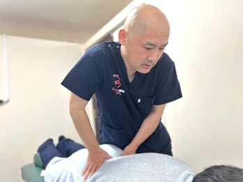越谷みんなの鍼灸整骨院の写真/慢性的な腰痛や何かの拍子に起こる急な痛みを解消◎改善まで徹底的に寄り添い、快適な生活へと導きます。