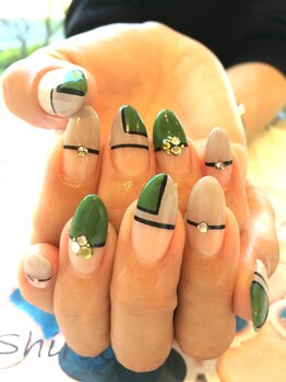 トータルサロン 白べぇーっ プラス/ブロックネイル