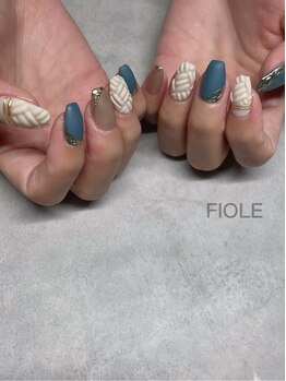 フィオル(FIOLE)/ニットネイル