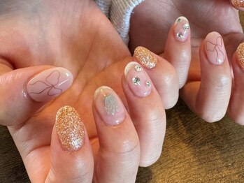 マルネイル 新宿店(MARU NAIL)の写真/【初回オフ無料★当日予約 ￥4500～】短いお爪にもぴったりなデザインが多いサロン♪