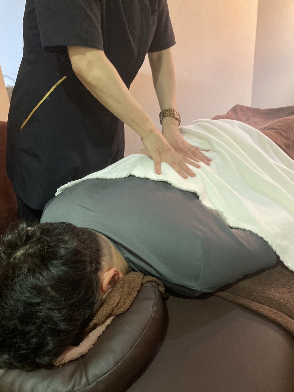 ほぐし60分＋ドライヘッド10分無料　\4600