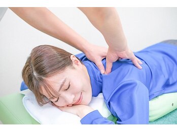 元気館グループ 大宮西口整体院の写真/首・肩・背中の辛さは国家資格者にお任せ!実績1万人以上大人気整体院★首肩・背中集中専念!新規60分3980円