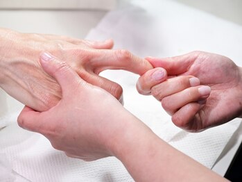 B.base atelier/◆ハンドケア（自爪育成）