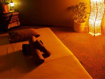 ラクサー(RAKSAA)の写真/心解き放つ大人時間♪深夜営業の完全個室で、極上のアロマオイル＆タイ古式リラクゼーションを。[那覇]