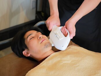 るぽ(repos)の写真/メンズ脱毛実績多数！22時まで営業で、学校・仕事帰りにも通いやすいサロン◎駐車場完備◎完全都度払い制◎