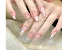 ティナ ネイルスタジオ(Tina Nail Studio)/つける放題チップ　長さだし