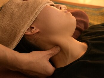 クルンテープ285/タイ古式マッサージ