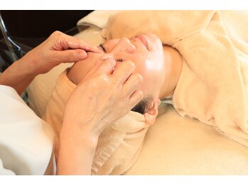 サロン ド ボヌール/