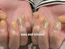 ネイルドットスタジオ 堺筋本町(NAIL DOT STUDIO)/イエロー×ゴールド