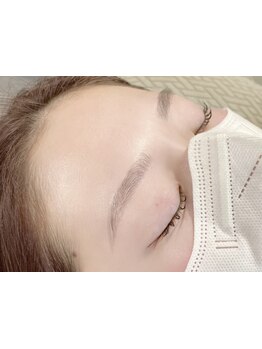 アイブロウメニューがあるサロン
