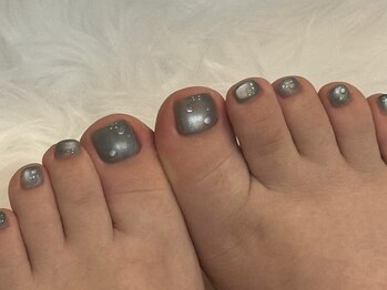 ネイルメゾン 天神店(NAIL MAISON)の写真/【￥5550 フットwelcomeコース】新規限定価格！サンダルの時期♪フットネイルを始めてみませんか？