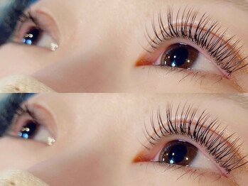 ルナ 烏丸店(Luna)の写真/【最新LEDエクステ＆ヘルシー導入★】Lunaのアイリストによる独自の付け方は接着面が多く、さらにモチUP◎