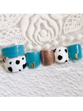 たゆ ネイル(たゆnail)/アニマル柄ブルーフットネイル♪