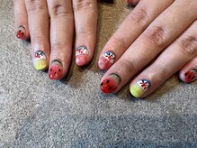 燈乃工房 三重鈴鹿本店(あかりのこうぼう)/スイカネイル