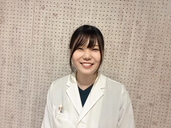 【肩こり・腰痛・骨盤矯正】名古屋ニコリ接骨院 中村公園駅前院の写真/【女性の施術者がいる接骨院】腰の重さ・だるさに◆腰周りの筋肉と関節をほぐし、長引く痛みから解放!