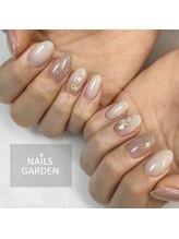 ネイルズガーデン(NAILS GARDEN)/上品フラッシュネイル