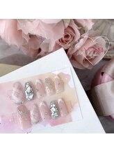 ワイベール 心斎橋店(YVeil)/