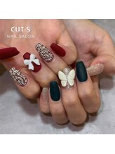 カッツ エステティックサロン 元町(CUT S)/クリスマスカラー × ツイード