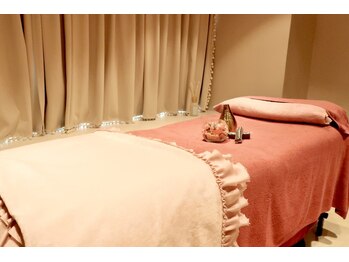 ウルル 金山駅前店(ULULU)/ベッド