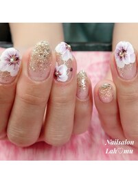 ラメグラ＆お花ネイル