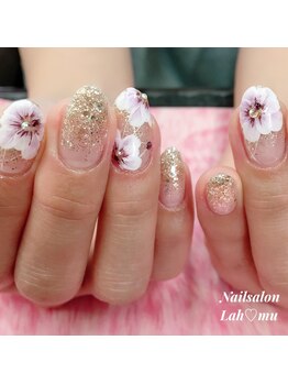 ラムー(Lah mu)/ラメグラ&お花ネイル
