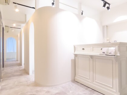 ホワイトアイ 銀座(WHITE EYE)の写真