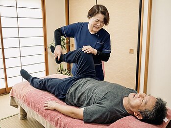 せいたい楽【根本改善/整体/頭痛/腰痛/痩身/首肩こり】の写真/【本物志向の男性へ】歴10年の技術を初回4400円で体験！辛い腰痛・肩こりを深部から整えてリセット◎