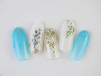 イズネイル(izu Nail)/
