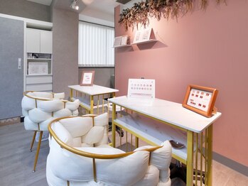 リュクス 千葉店(Luxe)の写真/丁寧なカウンセリングと高技術で理想のデザインをご提案！爪の状態やお好みに合わせて施術いたします◎