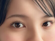 《ナチュラル》で可愛い目元を作ってくれるとリピーター多数◎