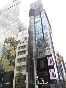 エクスパンススパ 銀座中央通り店(Expanse..SPA)/銀座7丁目交差点のビル