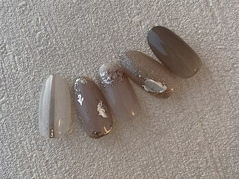 エーモアー(a'more)/冬のニュアンスネイル