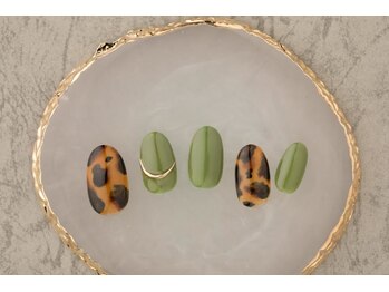 エムスラッシュ フィール 東戸塚店(M.SLASH)/