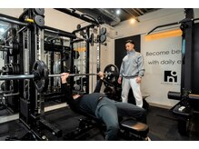 ナンバー ワン(Number One)/中川トレーナーのセッション風景