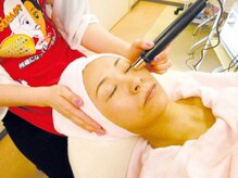 フロイライン フジミ堂 折戸店の雰囲気(高分子のコラーゲン・ヒアルロン酸を深層へ送りぷるぷるお肌に♪)