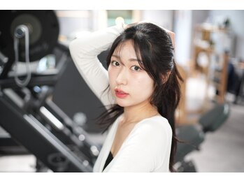 ノンバーバル バイ エムエフ(NONVARBAL by MF)の写真/【ブライダル短期集中コース（食事指導付）体験60分¥6600】骨格を判断し体型に似合うドレスアドバイスも◎