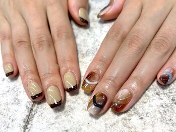 ネイル マックスケリー 神戸(MAXKELLY)/ニュアンスネイル