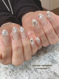 ビジューネイル