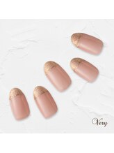 ヴェリー 六本木ヒルズ店(Very)/シンプルだけどゴージャスネイル