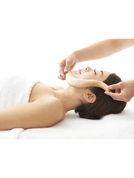 ホウレイ線・たるみ改善！予防ケア