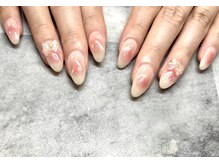 ケーエヌ(KN)/チークネイル