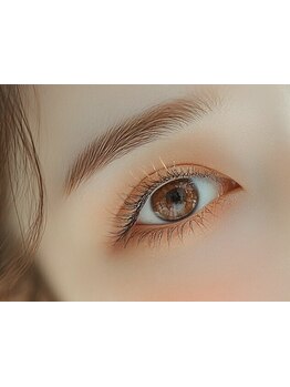 ネイル・アイメニューの同時施術が可能