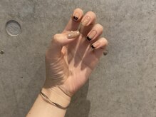 ペイジバイネオリーブ 吉祥寺店(Paige by Neolive)/黒フレンチで秋ネイル