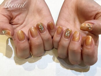 もやもやシースルーネイル
