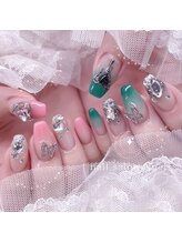 ノエル 横浜(Noel)/アシメカラーネイル