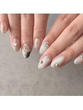 ネイルアンドアイラッシュ アウラ(AURA)/ちぐはぐネイル