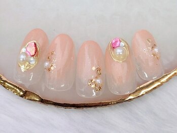 ココラーレ(cocorare)の写真/《パラジェル導入》オフィスでも映えるデザイン豊富♪きれいめ～ニュアンスネイルまで幅広く楽しめます＊